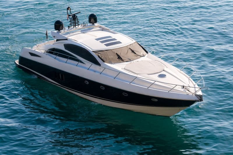 Sunseeker Predator 72 in Croatia - 72 ft 2006