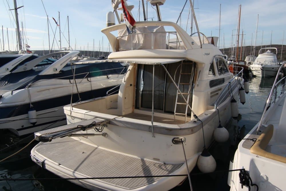 Portofino 47 fly in Croatia - 47 ft 2003