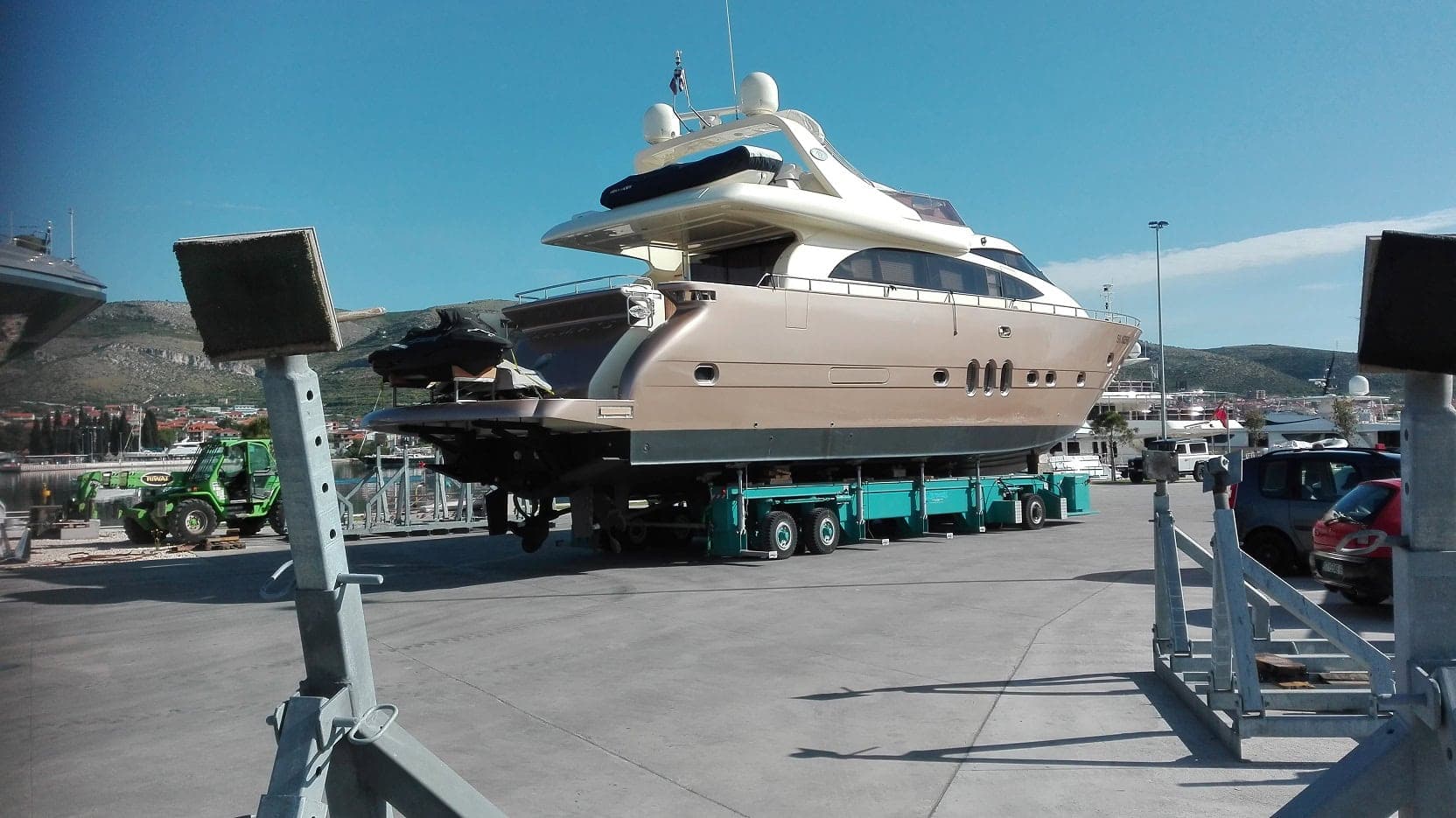 Leonard Yachts Leonard 74 2009 for sale in Murtet, Croatia, Croatia - 74 ft 2009