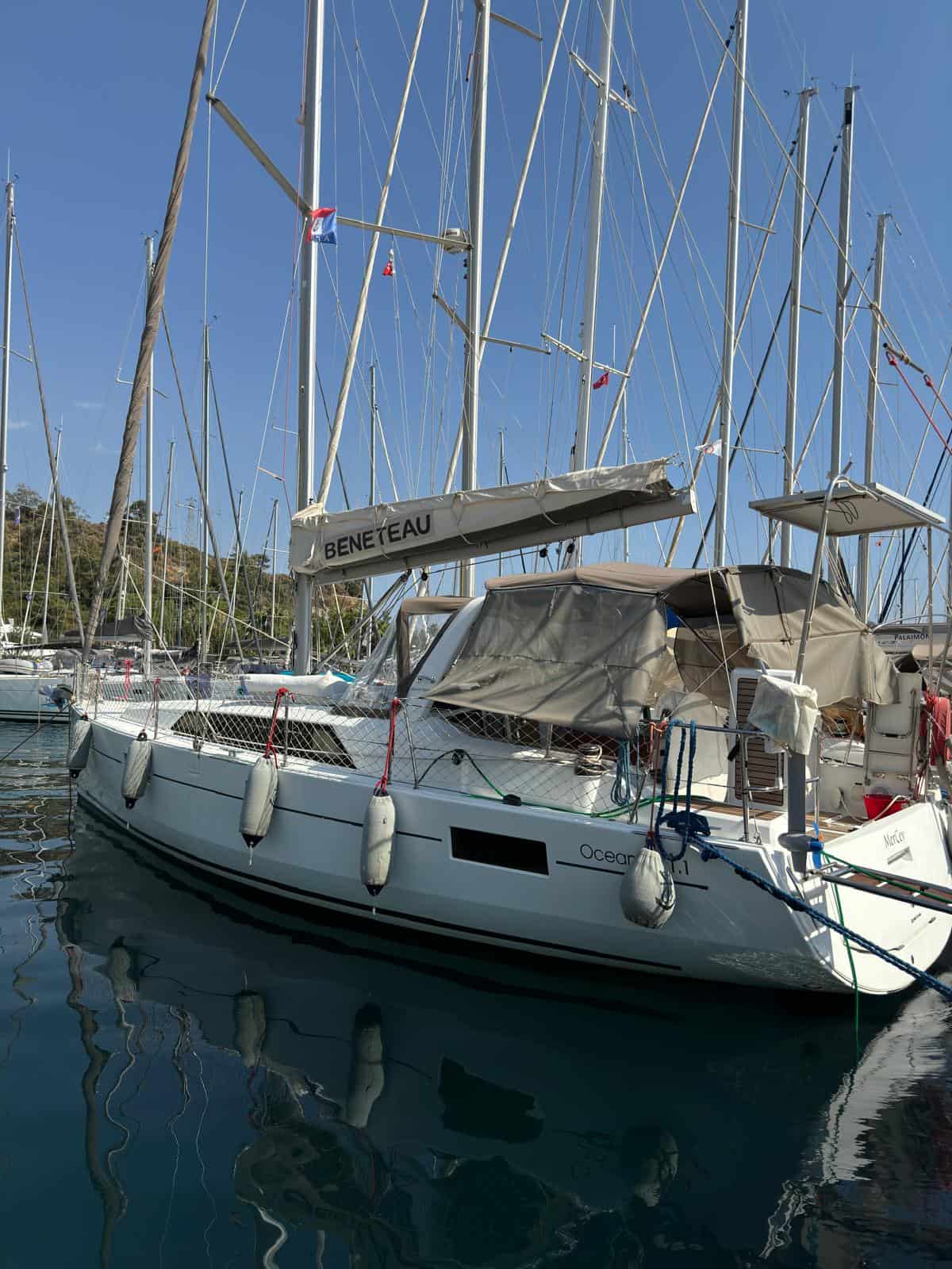 Beneteau Beneteau Oceanis 41.1 in Marmaris Turkey, TR - 39 ft 2016