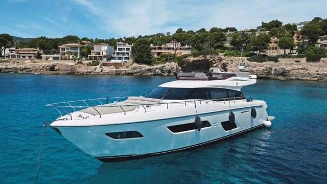 Ferretti Ferretti 550 flybridge in Genova, Italy, ES - 57 ft 2017