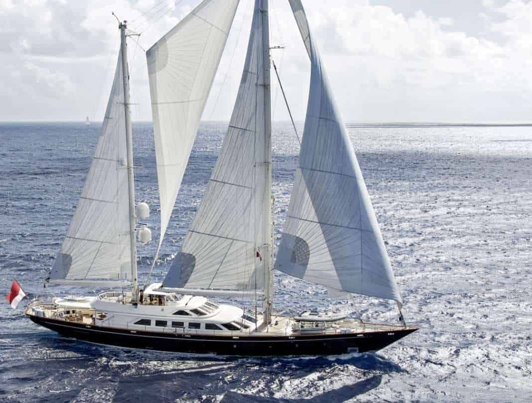 Perini Navi Perini Navi 40 M in IT - 133 ft 2001