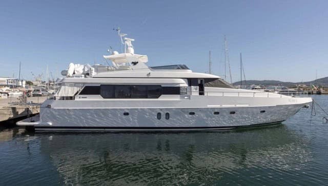 Codecasa Codecasa 24 M (1995) in Via Reggio, Italy, IT - 82 ft 1995