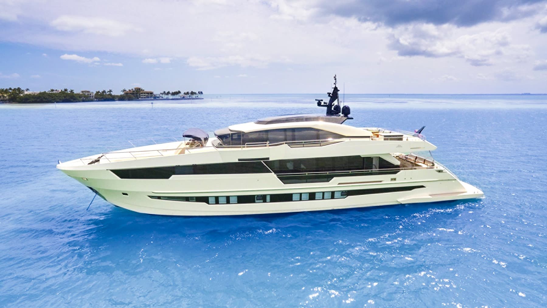 Astondoa 110 Century in Santa Pola, Spain - 110 ft 2026