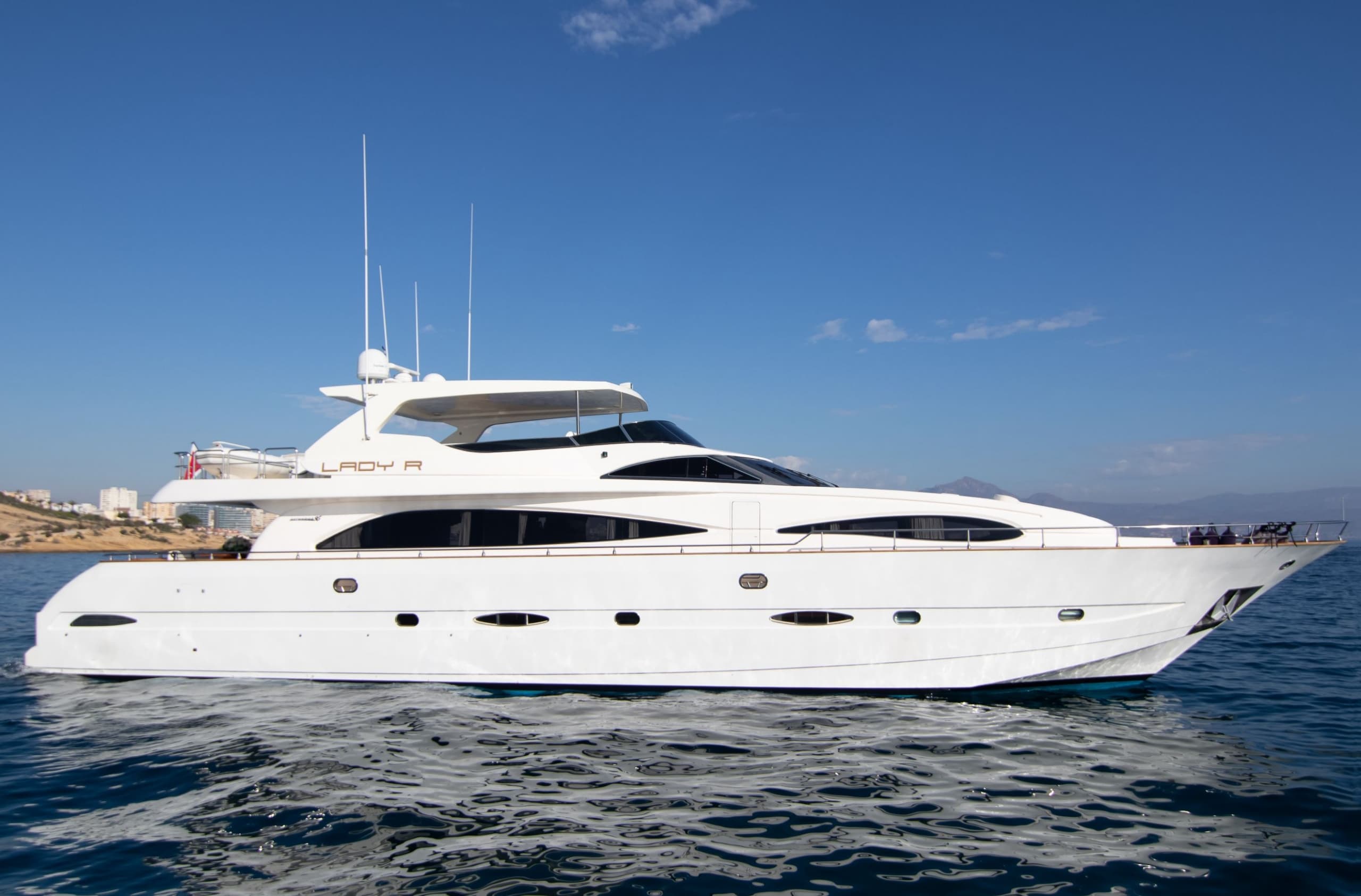 Astondoa 95 GLX in Alicante, Spain - 95 ft 2003