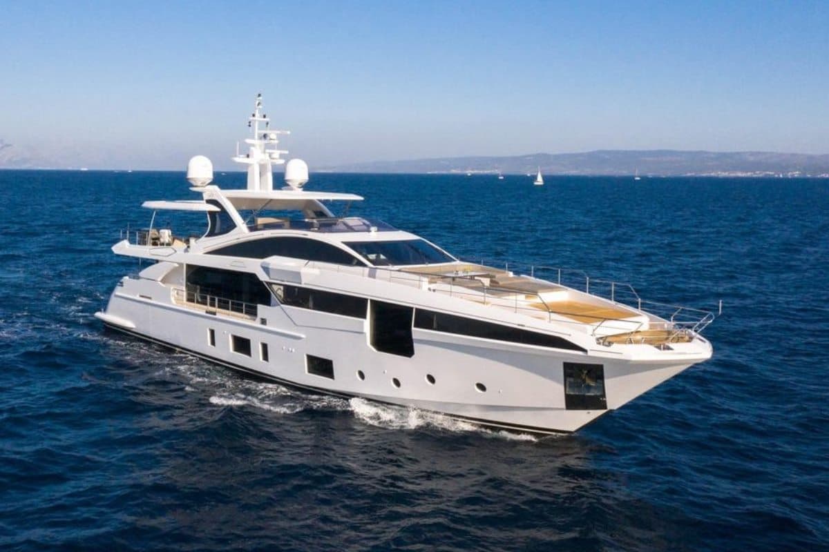 Azimut Grande 35 Metri in Livorno, Italy - 115 ft 2019