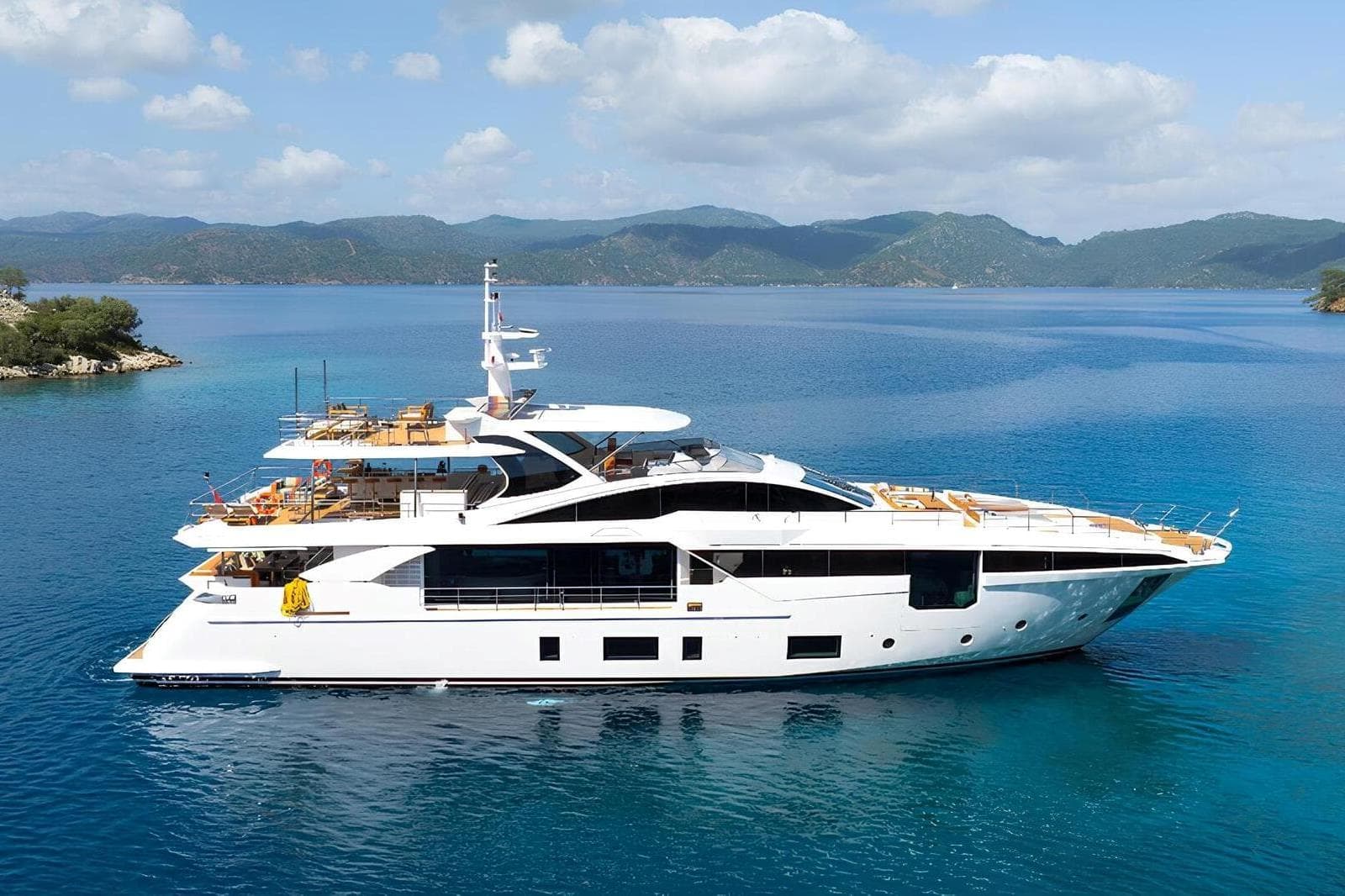 Azimut Grande 35 Metri in Marmaris, Turkey - 115 ft 2021