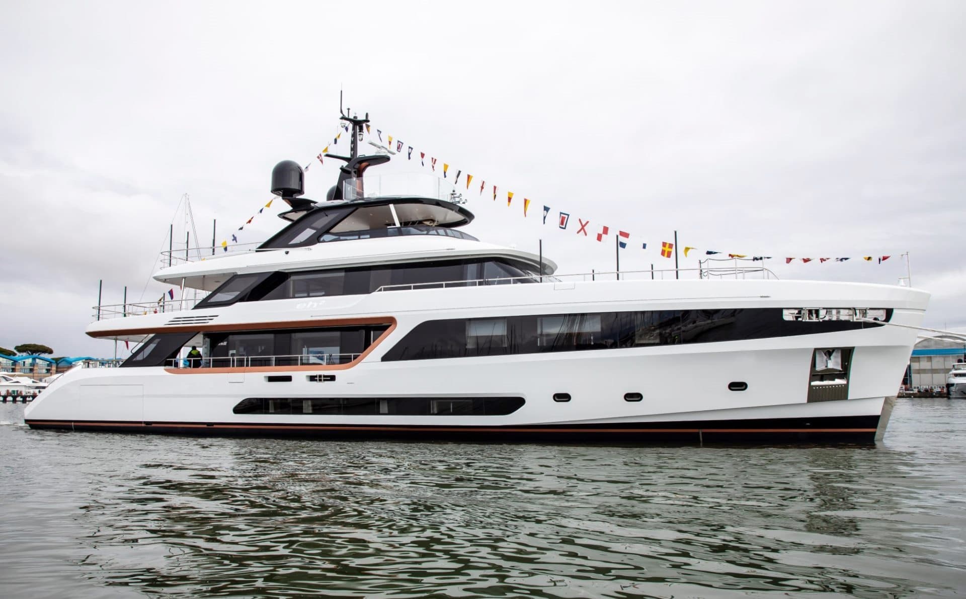 Benetti Motopanfilo 37M in Cannes, France - 121 ft 2022