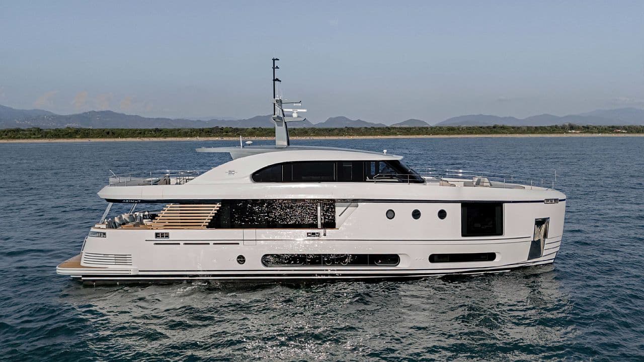 Azimut Magellano 30 Metri in Viareggio, Italy - 97 ft 2024