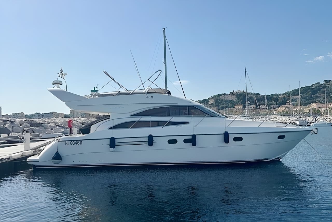 Princess 50 Flybridge in Mandelieu la Napoule, France - 15,3 m 2004