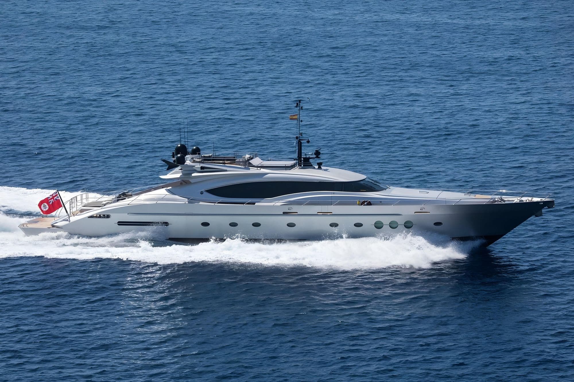 Palmer Johnson PJ 120 SportYacht in Livorno, Italy - 37,9 m 2005