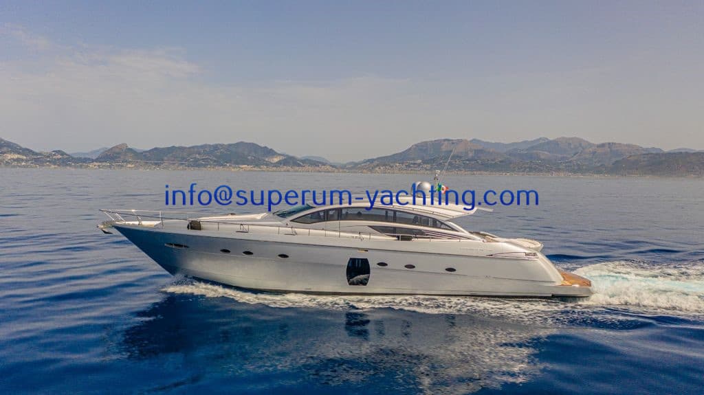 Pershing 72 in Italy - 22,3 m 2008