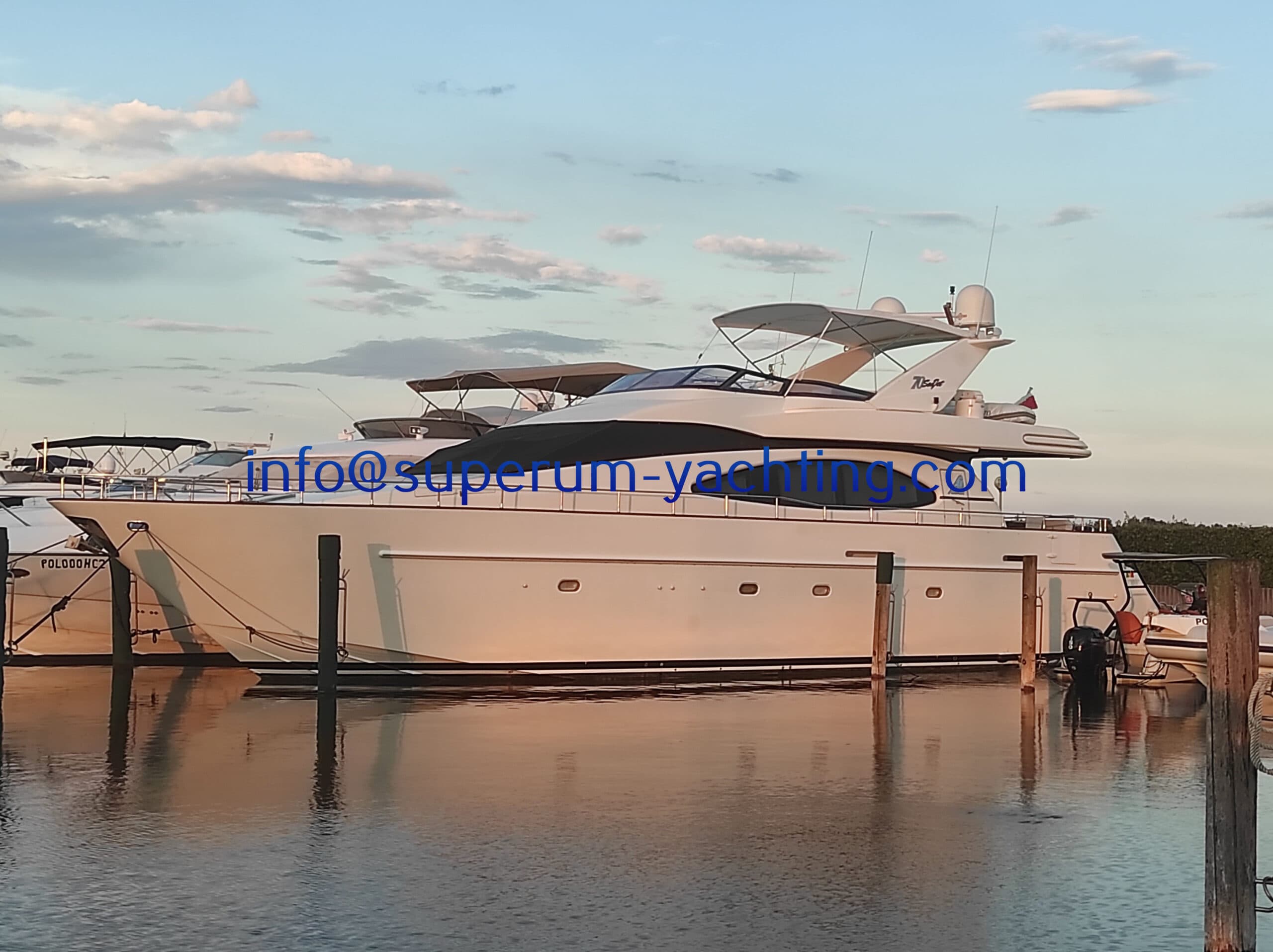 Azimut 70 Sea Jet in Italy - 21,7 m 1997