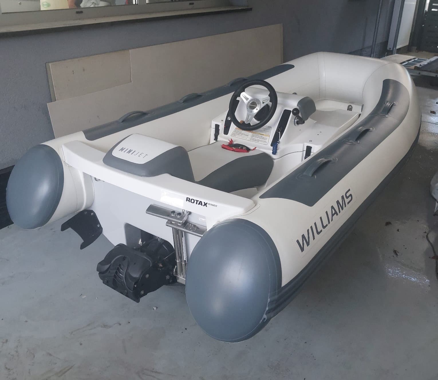 Williams Jet Tenders 280 MiniJet in Croatia - 2,8 m 2024
