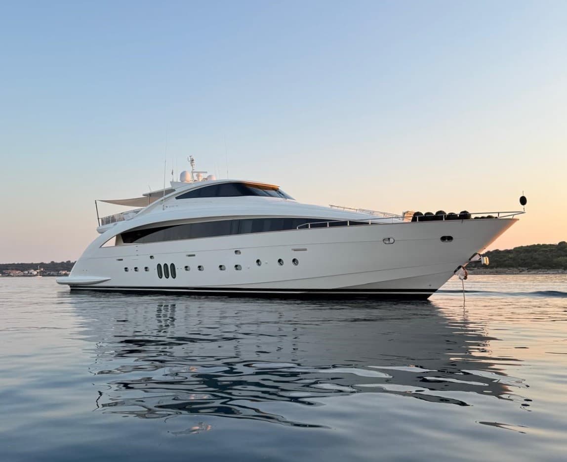 PerMare Amer 116 in Croatia - 35,0 m 2009