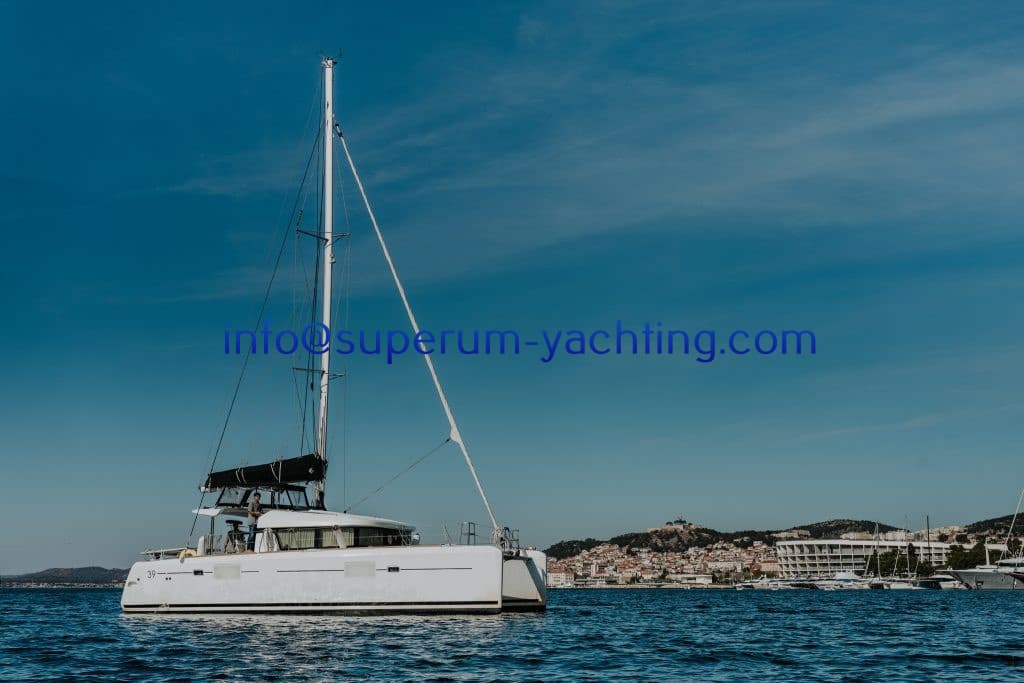 Lagoon 39 in Croatia - 11,7 m 2017