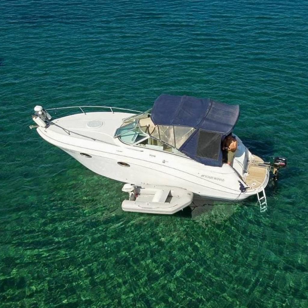 2008 Four Winns V278 in Kalyvia Thorikou - 28 ft 2008