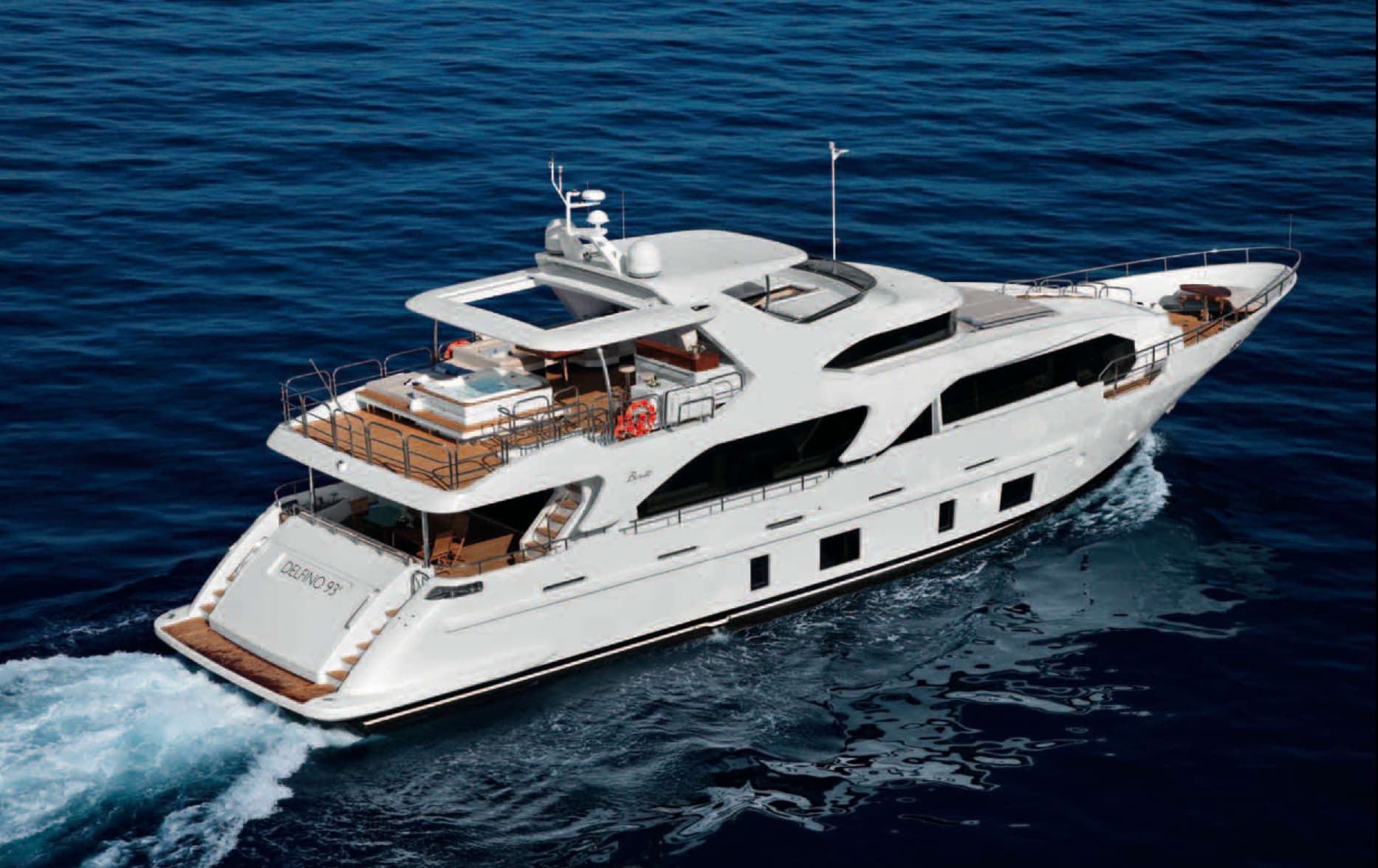 Benetti Delfino 93 in Ligurien, IT - 28,5 m 2013