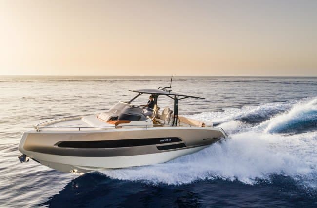 INVICTUS GT 370 S in Croatia - 37 ft 2020