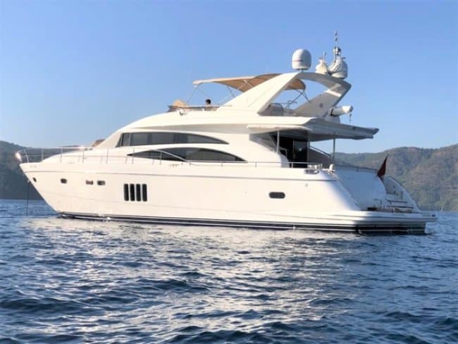 PRINCESS 21M in Croatia - 71 ft 2007