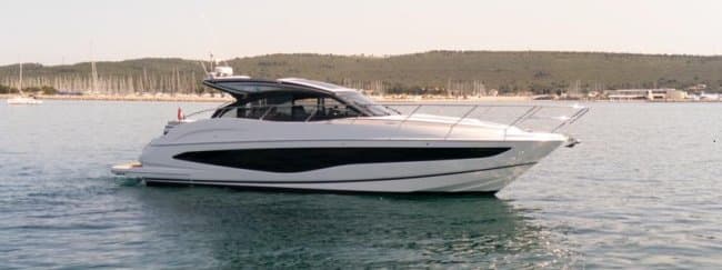 PRINCESS V50 in Croatia - 53 ft 2025