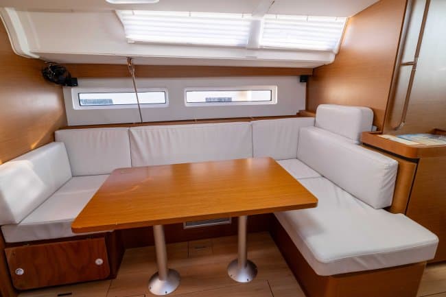 JEANNEAU SUN ODYSSEY 380 in Kroatien - 37 ft 2024
