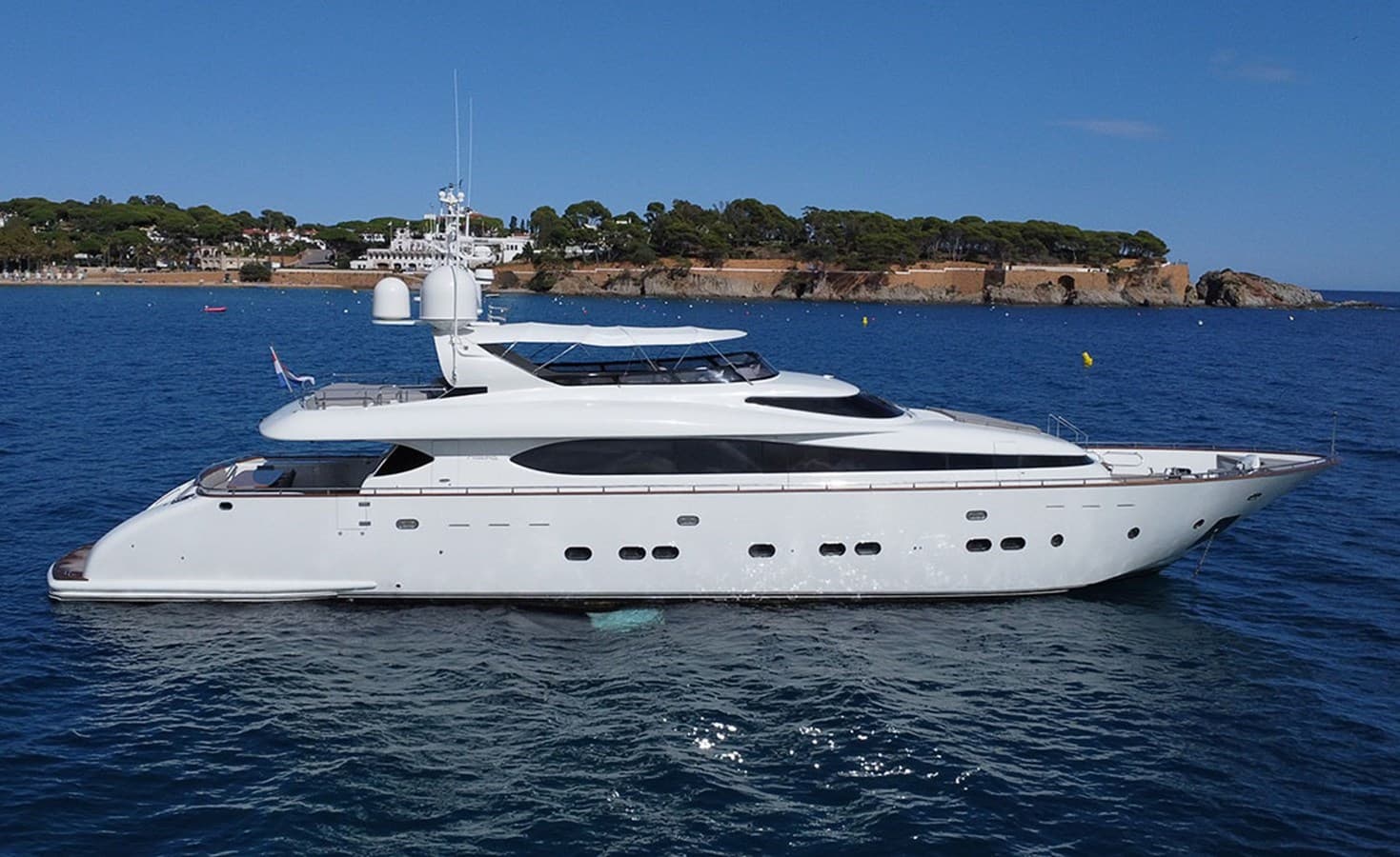 Maiora 31 DP in Barcelona, Spain - 107 ft 2009